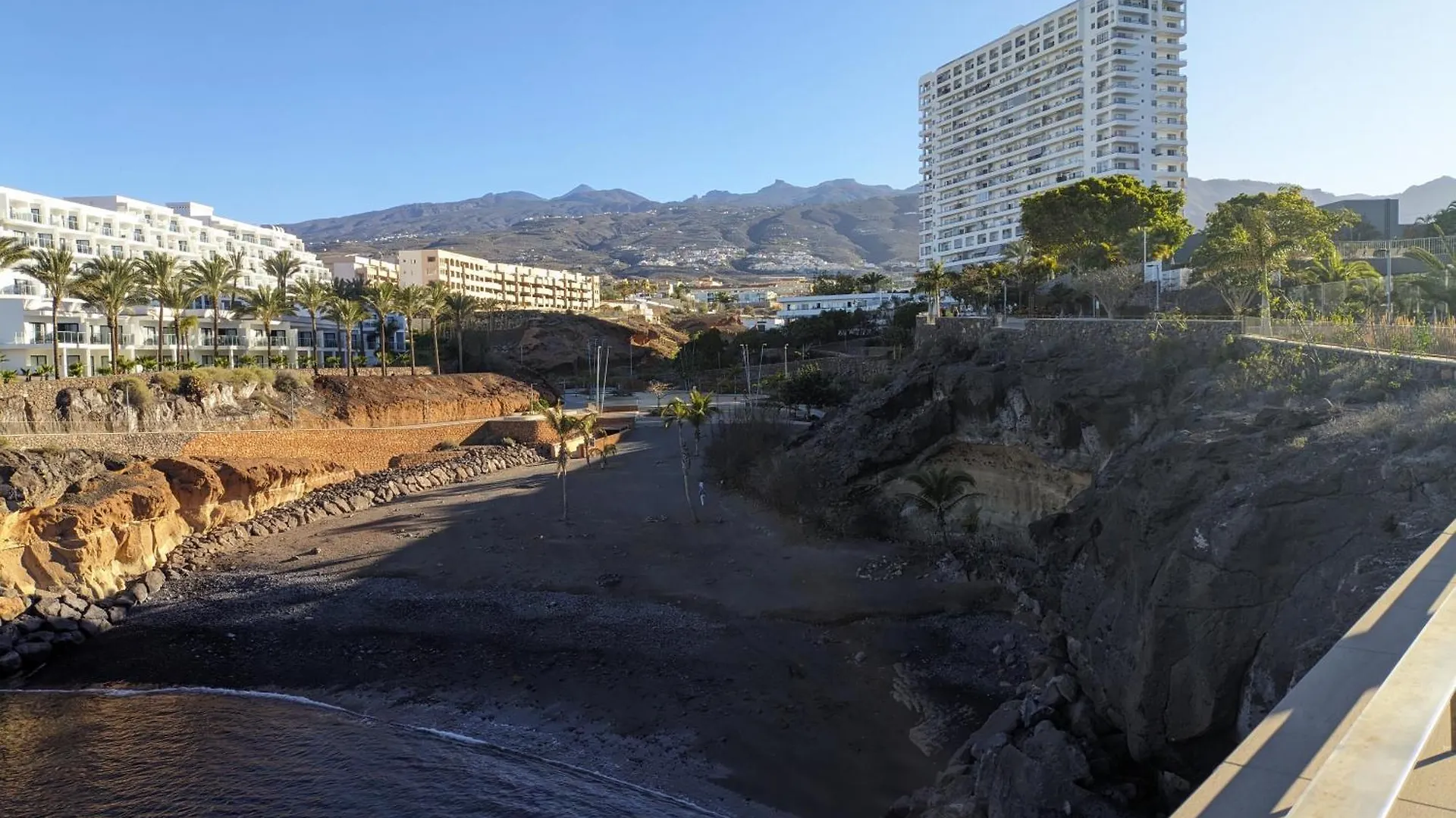 Brisa Del Teide - Free Parking Apartment Playa Paraiso  0*, Playa Paraiso (Tenerife)